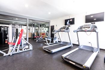 Full fitness center